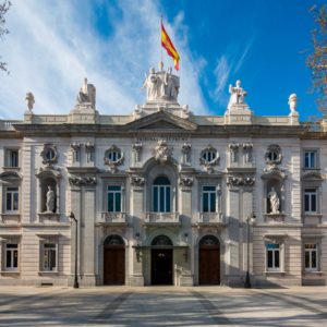 El Tribunal Supremo declara nulo el límite de 75 años para integrar el turno oficio en Madrid por ser discriminatorio por razón de edad