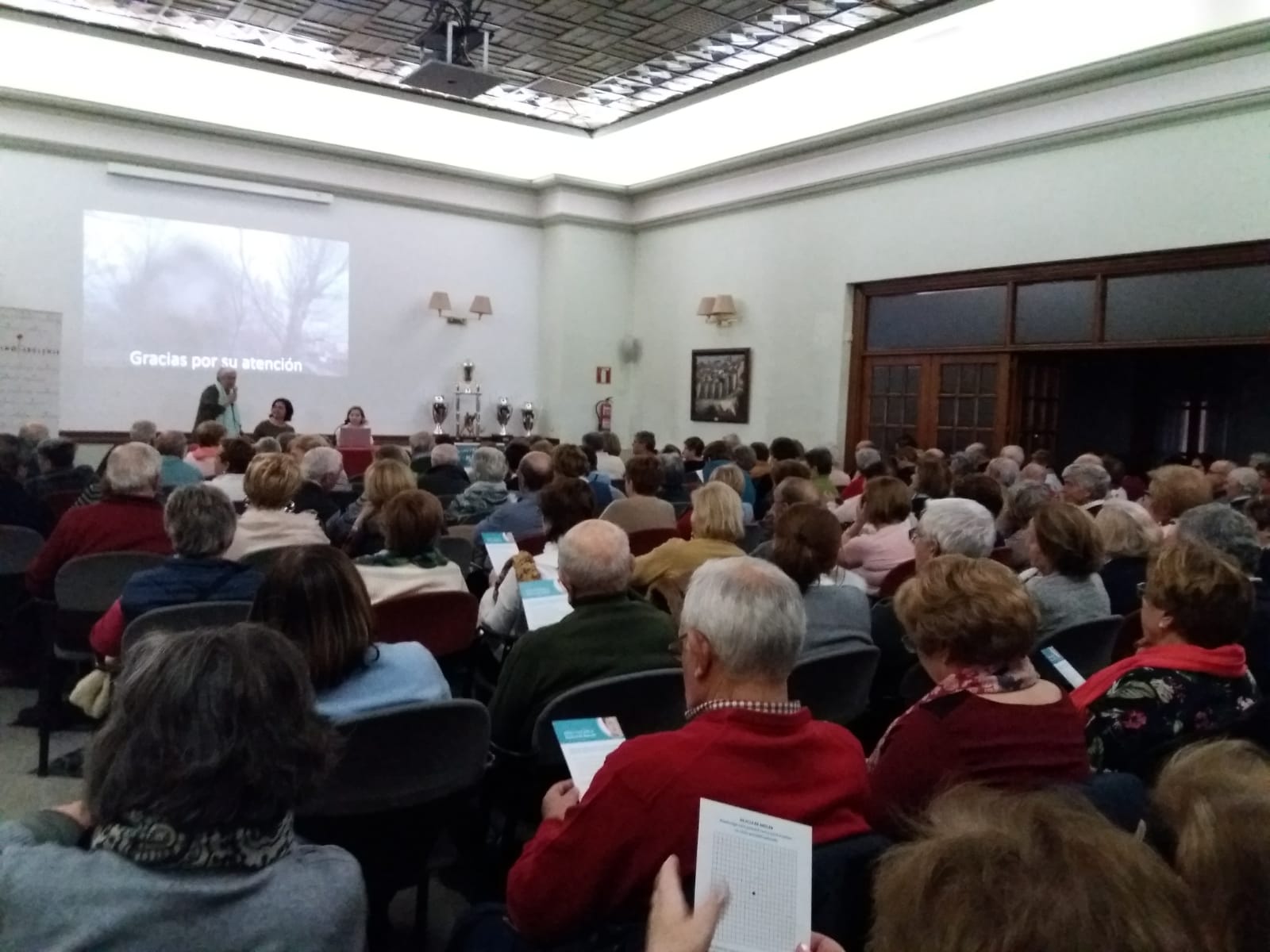 CHARLA DMAE EN ÁVILA