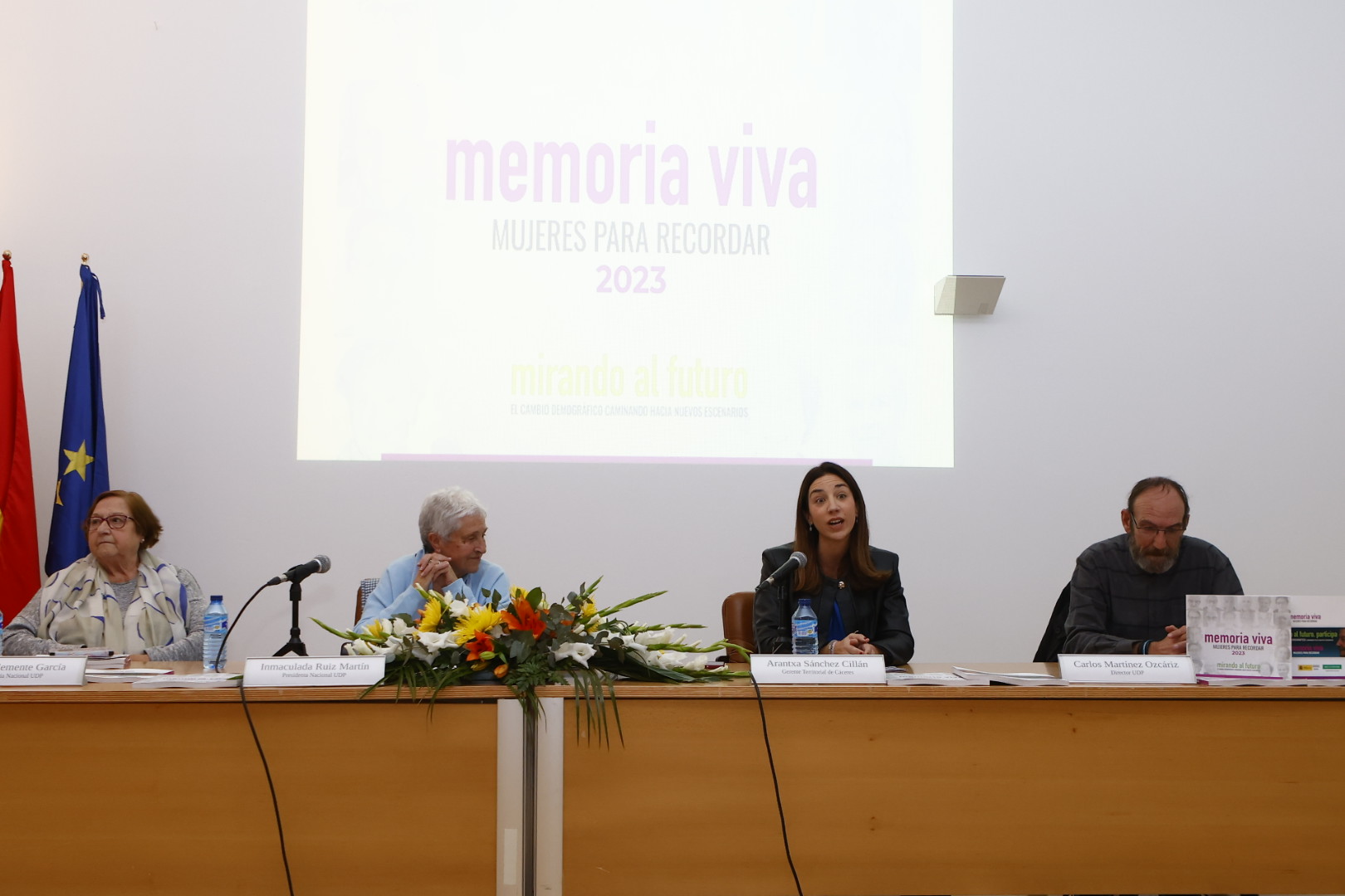 Por cuarto año consecutivo, la Unión Democrática de Pensionistas y Jubilados de España - UDP ha celebrado el acto de reconocimiento social y homenaje de "Memoria Viva. Mujeres para recordar 2023". 