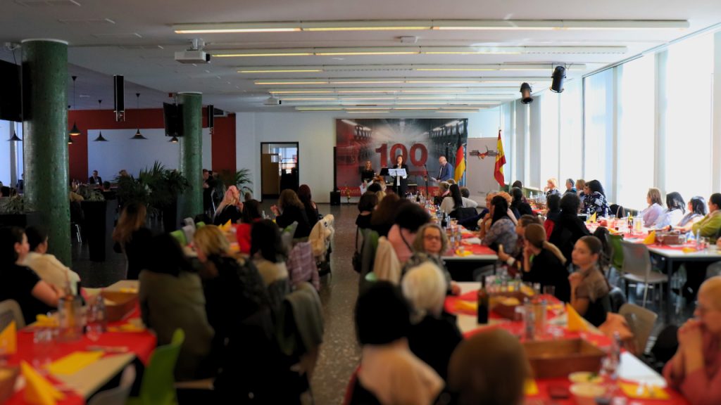 200 mujeres de diferentes nacionalidades participan en el encuentro por el día de la mujer de la Coordinadora Federal del Movimiento Asociativo en Alemania