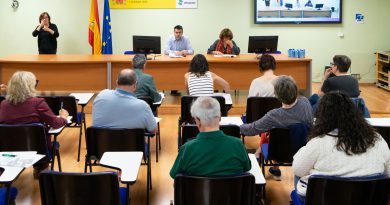 Inauguración de la jornada «Microedadismos: la discriminación sutil».